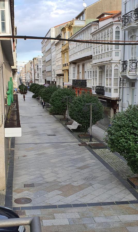 Piso En El Centro Para 4 Personas - Plaza Amboage - Wifi Ferrol Buitenkant foto
